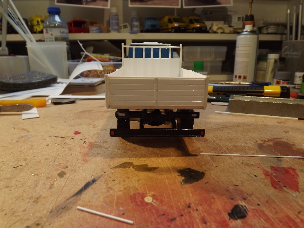 Iveco ERDF Caisse 1 003.JPG