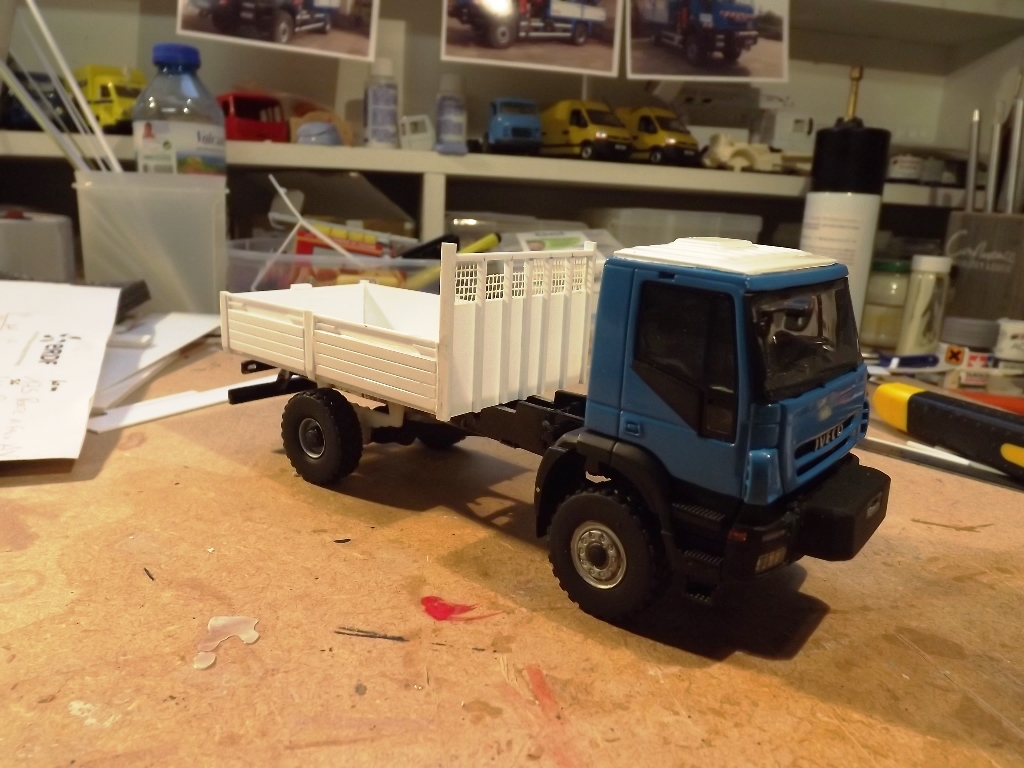 Iveco ERDF Caisse 2 001.JPG