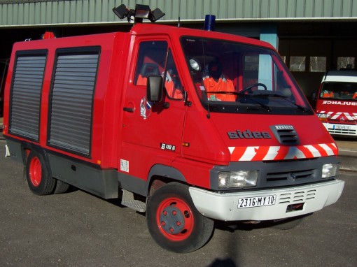 vsr renault b110 sides, csp arcis sur aube.1.JPG
