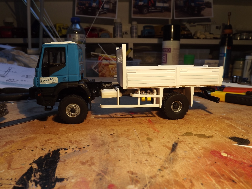 Iveco châssis suite 001.JPG
