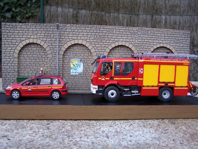 100_7580r.JPG