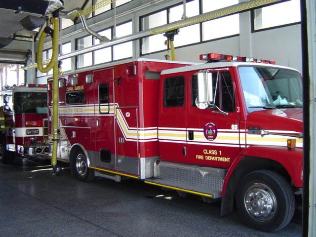 Coral Gables Freightliner Ambulance 1 d 2005.JPG