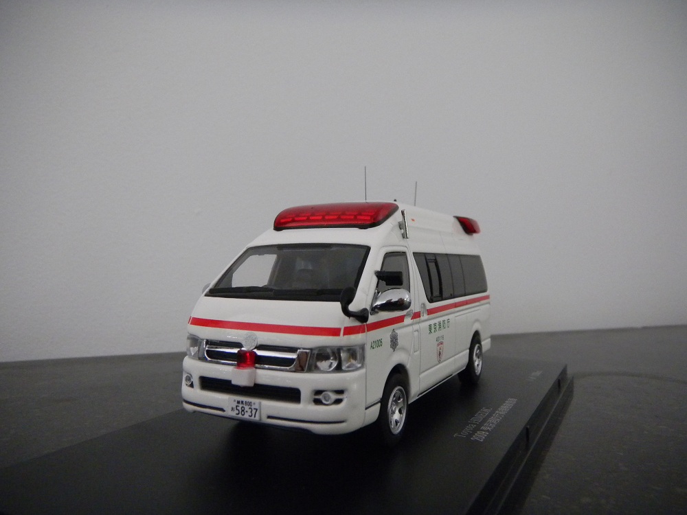 Kyosho CN430902 Toyota Himedic Tokyo (2).JPG