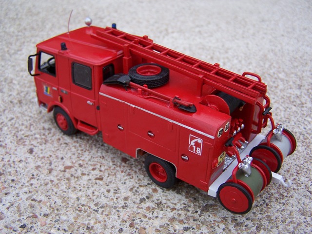 100_5842r.JPG