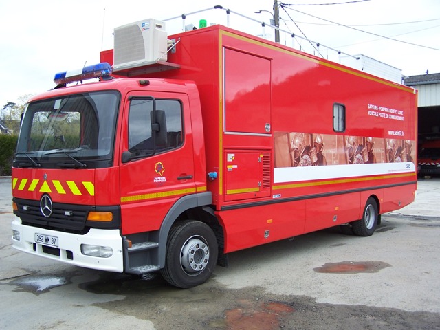 100_5793r.JPG