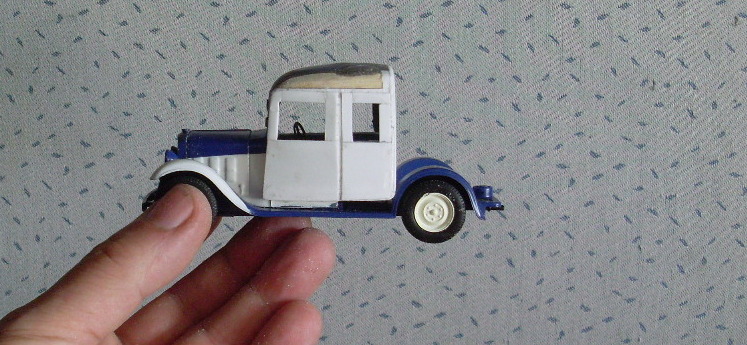 SL371426.JPG
