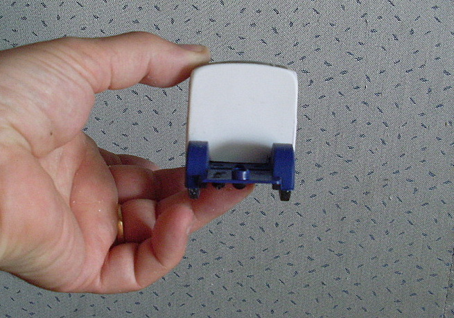 SL371429.JPG