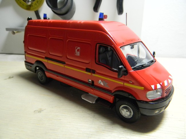 CD- marche-pied latéral B.jpg
