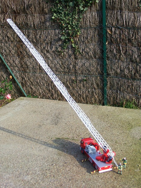 100_7308r.JPG