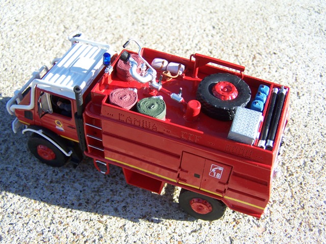 100_5439 r.JPG