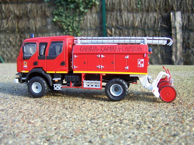 100_7304r.JPG