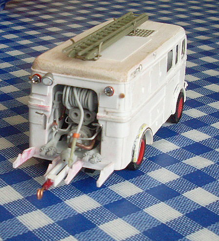 SL371707.JPG