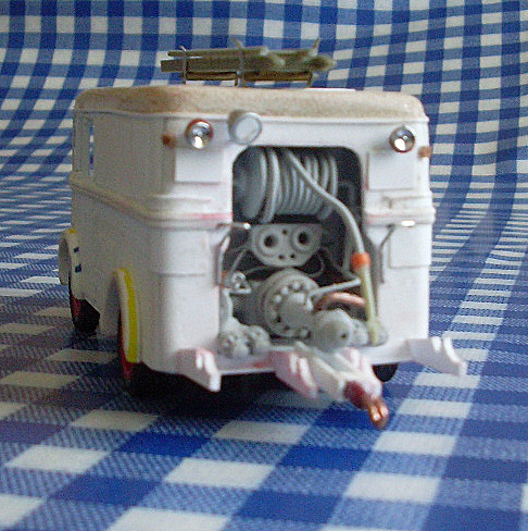 SL371706.JPG
