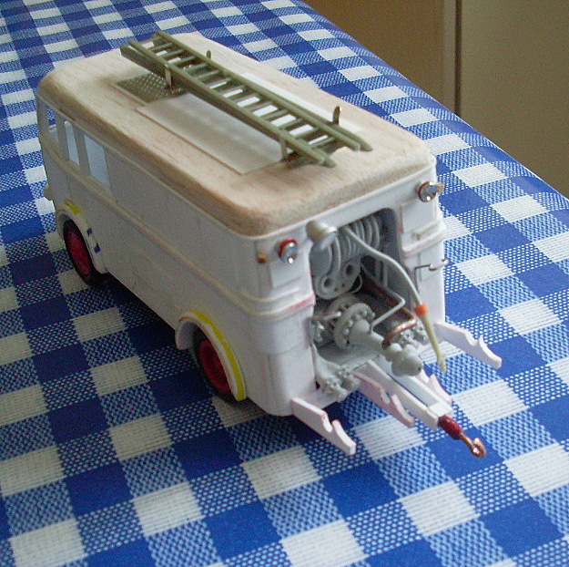 SL371704.JPG