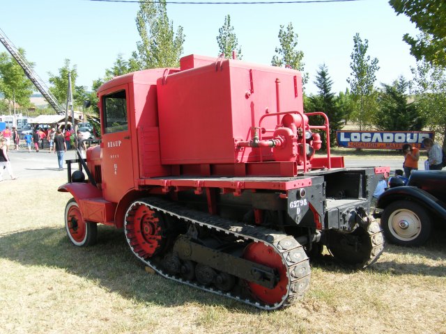 2644667070_1.jpg