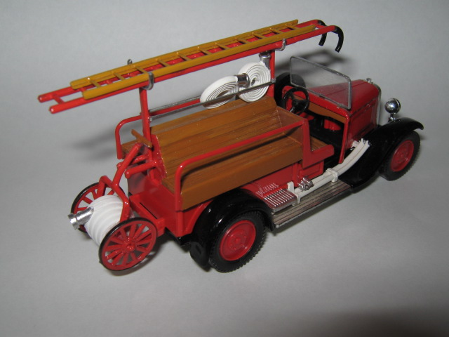 CITROÊN TRANSPORT DE PERSONNEL A.jpg