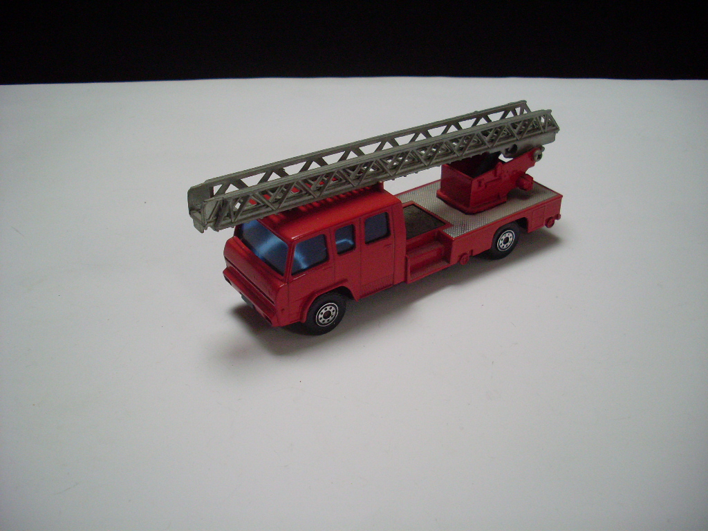 SL370679.JPG