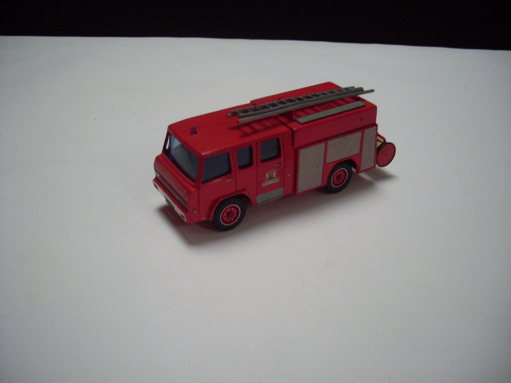SL370676.JPG
