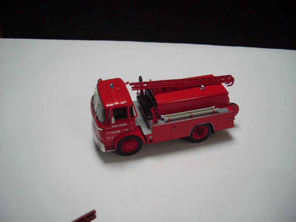 SL370759.JPG