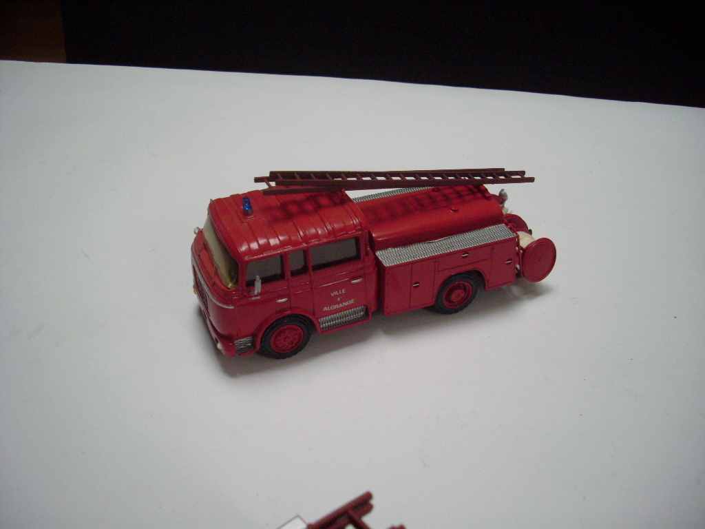 SL370761.JPG
