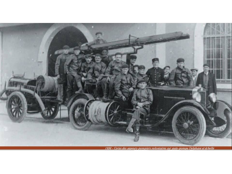 POMPIERS DE LA TESTE DE BUSH.jpg