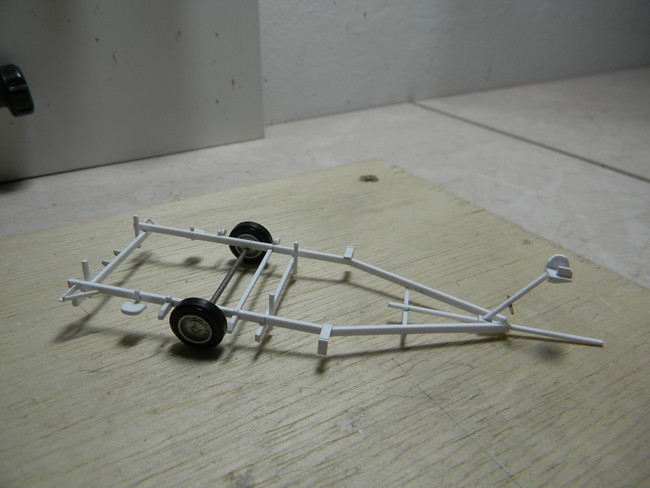 EMB- collage potence sur châssis A.jpg