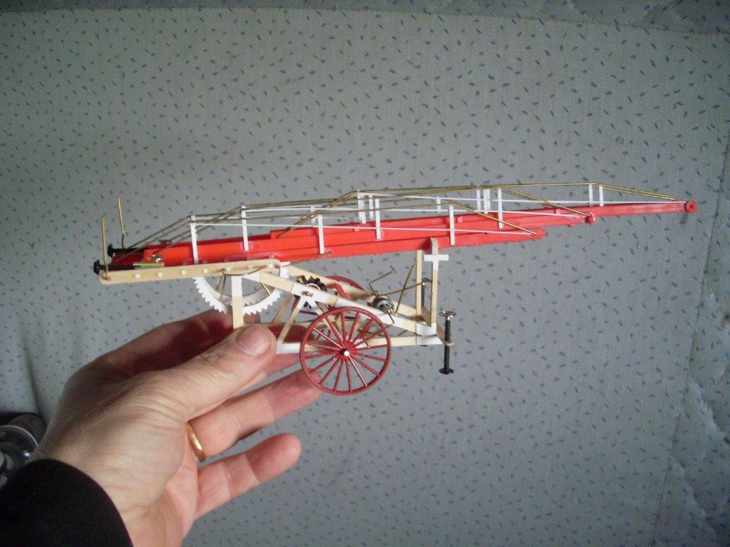 SL371210.jpg