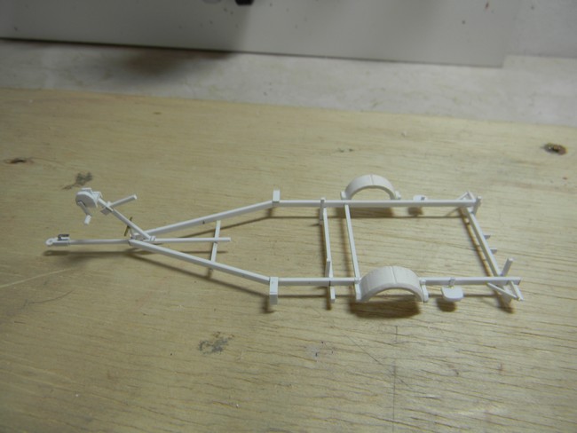 EMB- Collage passage de roues sur châssis 002.jpg