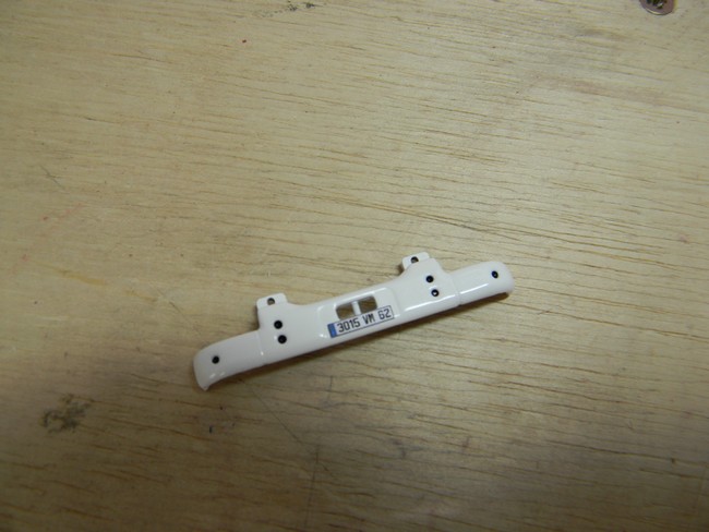 FPT- Détails pare-chocs et collage plaque immat 001.jpg