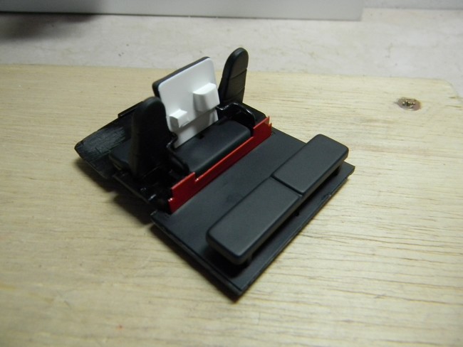 FPT- Collage dessous banquette et plancher cabine 001.jpg