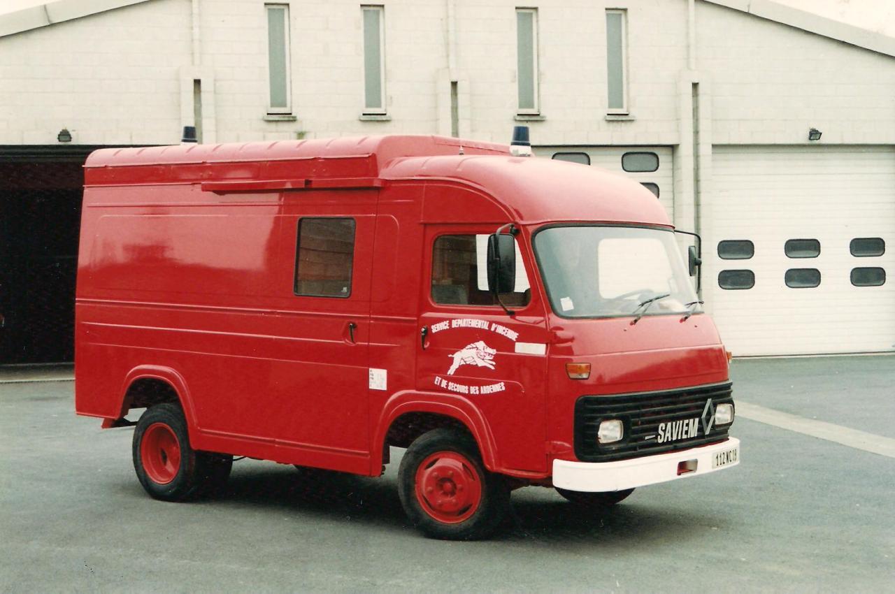 charleville_saviem_sg_2_vtu__2_001.jpg