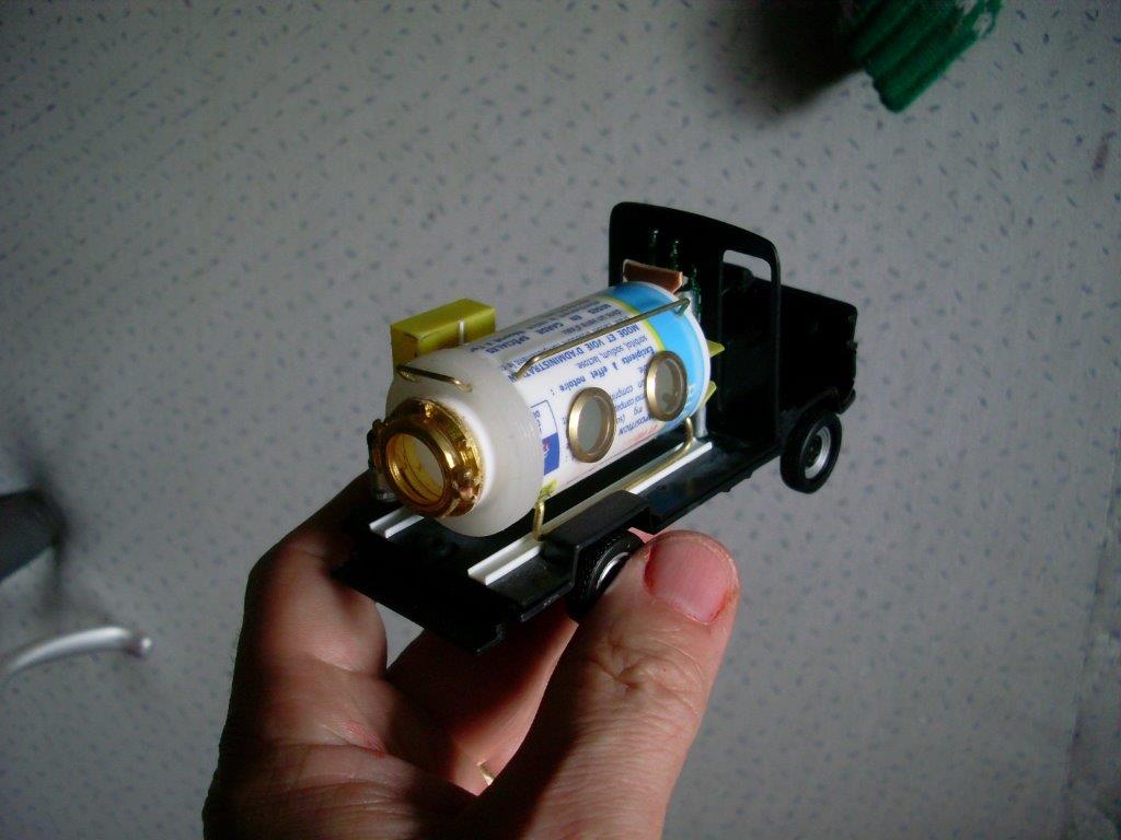 SL371703.JPG