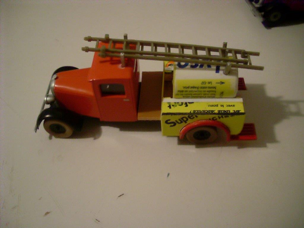 SL371538.JPG