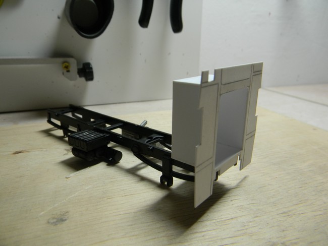 FPT- Finition niche caisse 003.jpg