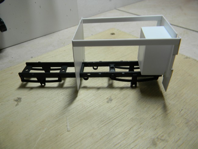 FPT- Pose à blanc caisse sur châssis 002.jpg