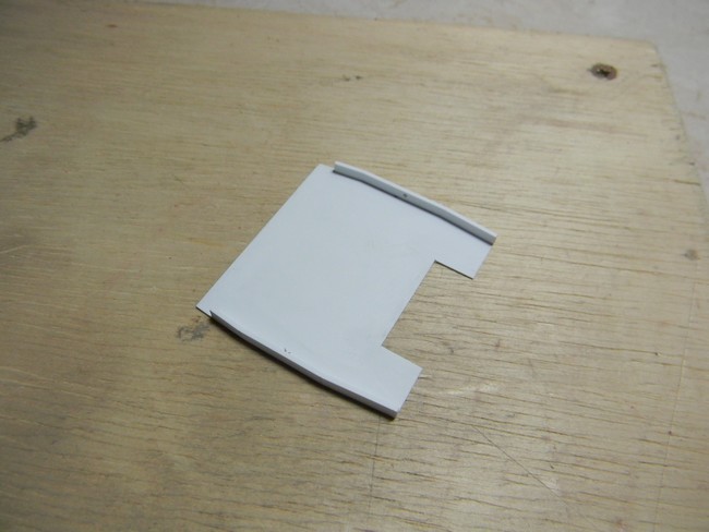 FPT- Collage montants sur avant caisse 001.jpg