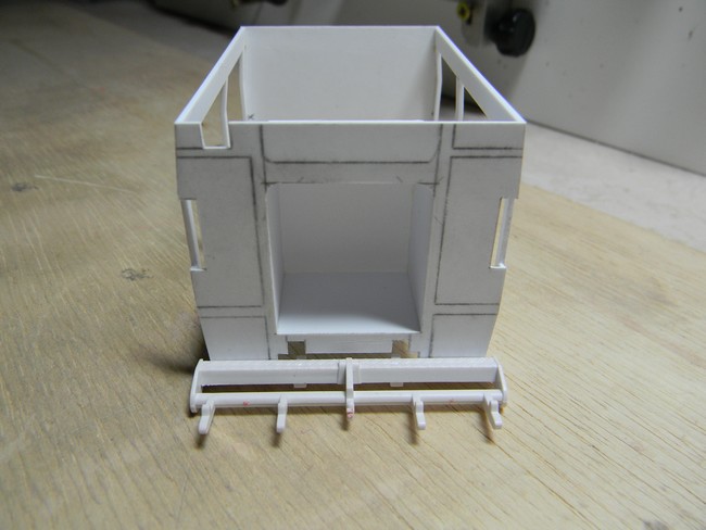 FPT- Présentation supports dévidoirs sur caisse 002.jpg