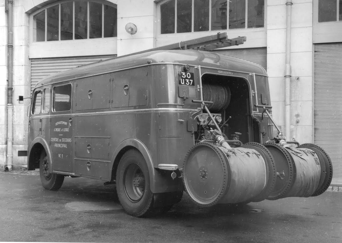 Delahaye 163 Tours.jpg