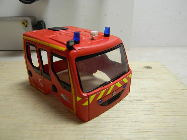 FPT- Collage phare-haut parleur et gyrophares 002.jpg