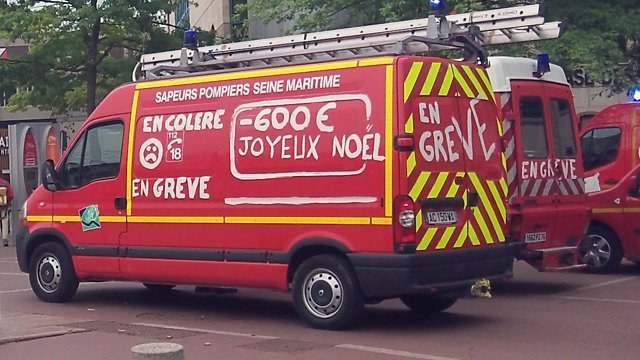 18092013_pompiers_greve.jpg