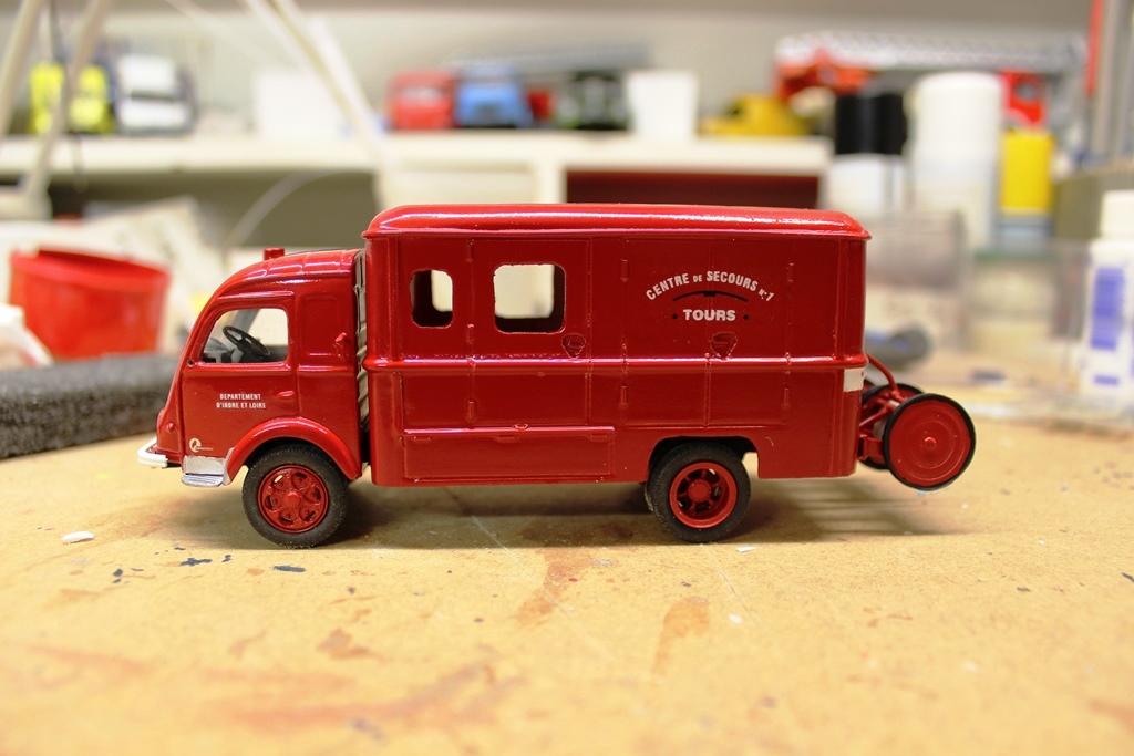 peinture et vernis 003.JPG