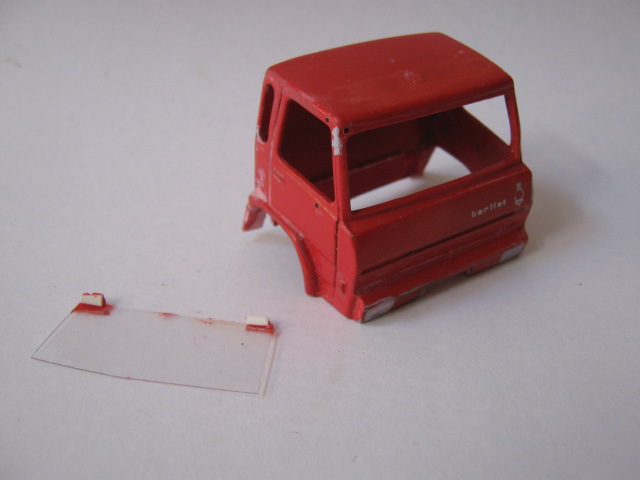 WIP BERLIET da cab poncée.jpg