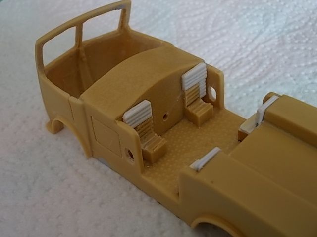 WIP BERLIET GLA siege b.jpg