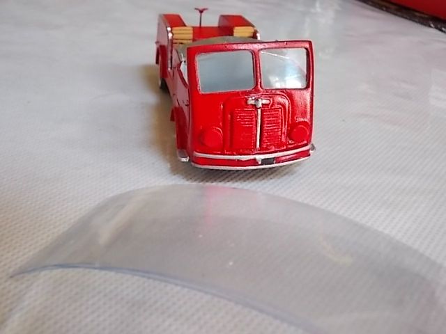 WIP BERLIET GLA pare brise.jpg