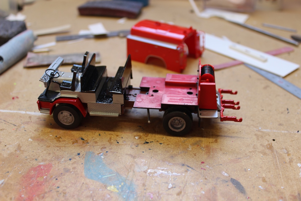 Caisse +pompe 009.JPG