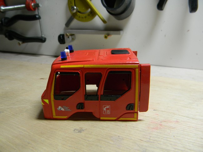 FPT- Modification élément arrière cabine 003.jpg