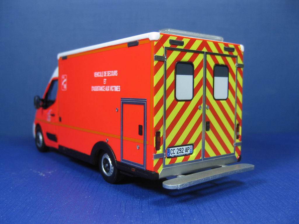 77.chelles ambulance.J.L. Pommier.JPG
