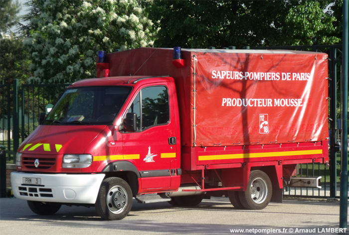 220413av75.jpg