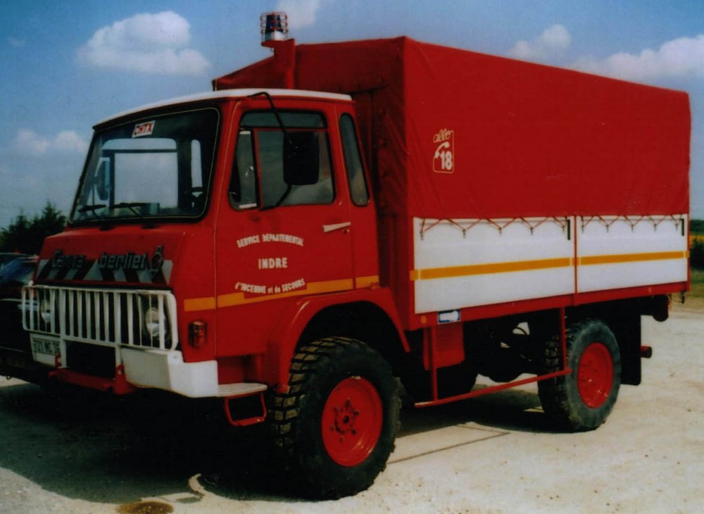 DATT BERLIET 500 KE CHATEAUROUX.jpg
