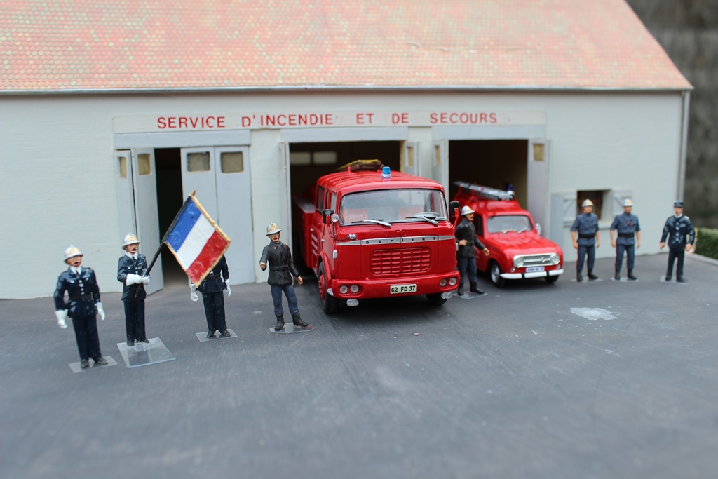 Fin Gak et 4L 025.JPG